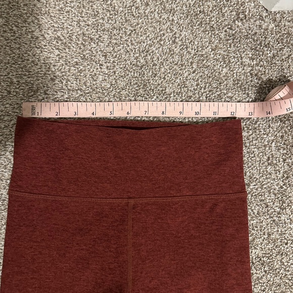 NWOT Vuori clean elevation legging Brick Red Heather - Picture 4 of 6